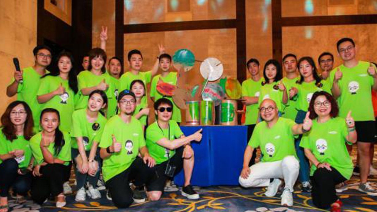 宅男视频下载乐舞季活力开启，13位设计大师乐舞挑战燃炸三亚 b