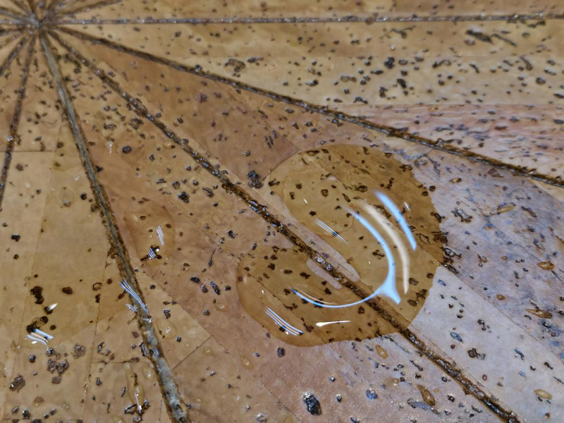 360评测丨宅男视频下载艺术软木：“以柔克刚”的健康地板，守护家人新选择 图片7