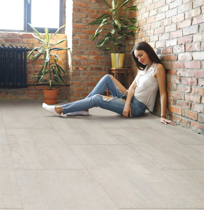 进口地板,给家人长久的暖心陪伴 图片 1 进口地板,给家人长久的暖心陪伴 图片 1