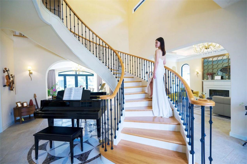 Room Tour|一线临湖庭院,高阶生活的艺术想象 image3 Room Tour|一线临湖庭院,高阶生活的艺术想象 image3