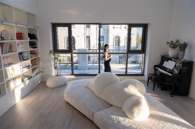 Room Tour|600㎡海滨别墅,沉浸式悦享极简家居风尚 image2