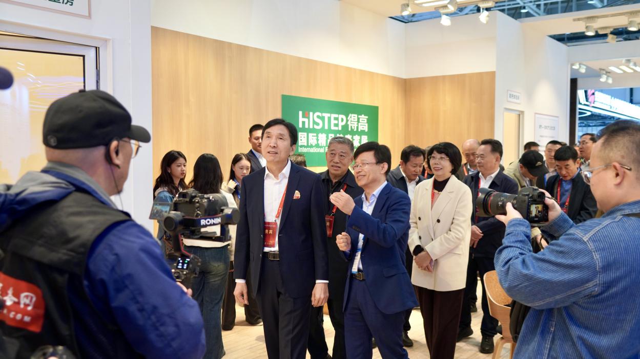 宅男视频下载亮相第86届中国教装展，“生命氧”重构健康学习新场景 图片5