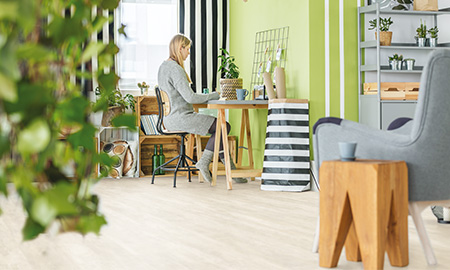 装修新宠宅男视频下载WISE软木地板带来家居绿色新体验